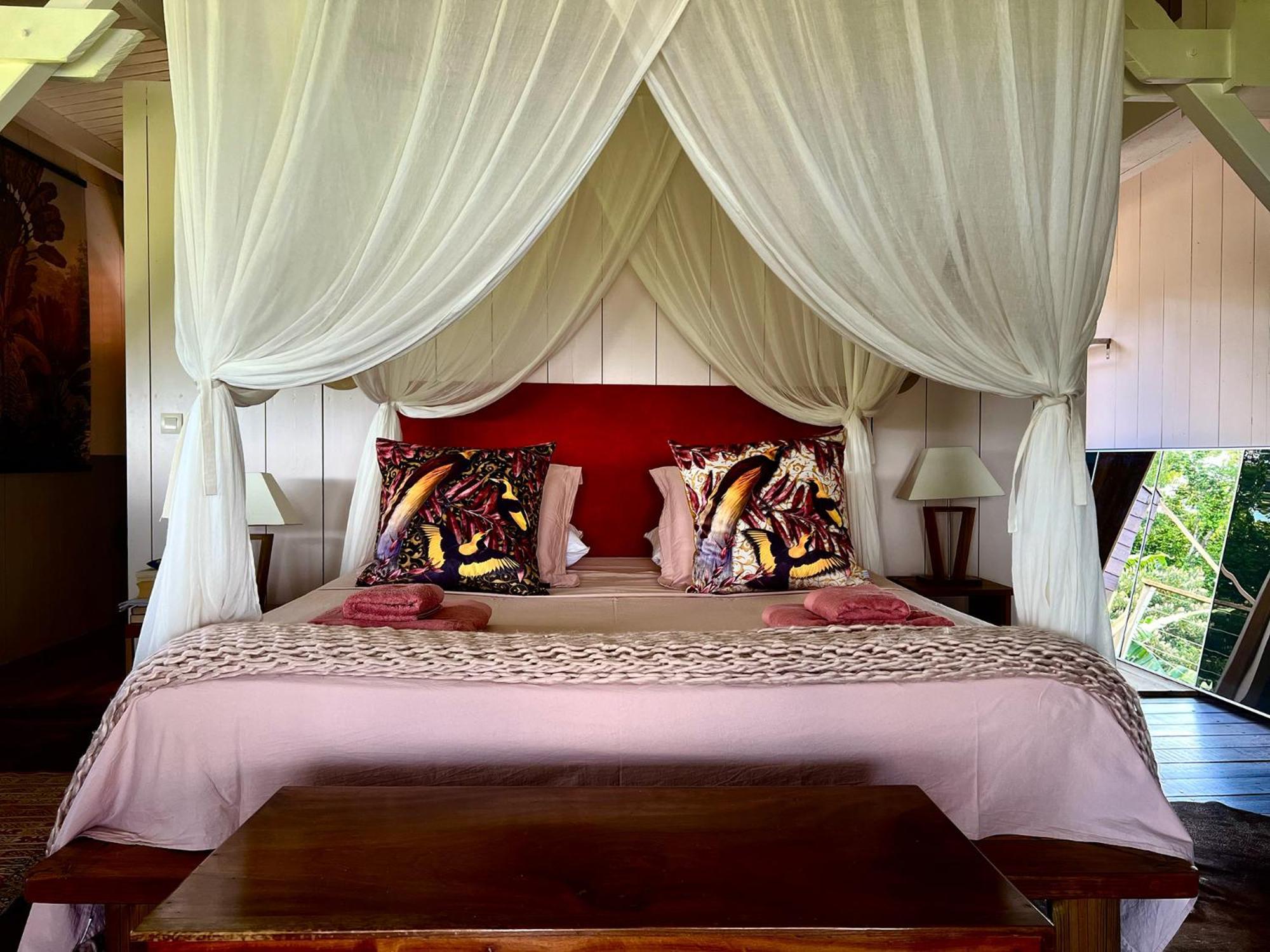 Chambre D'Hotes Le Sucrier Goyave Room photo